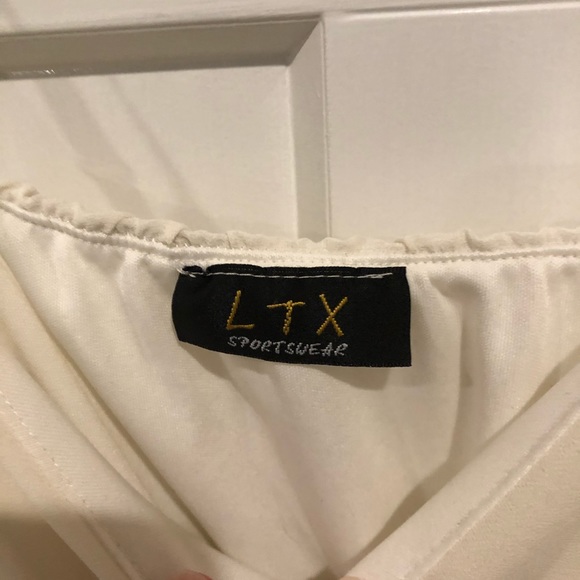 Off white romper - Picture 3 of 3